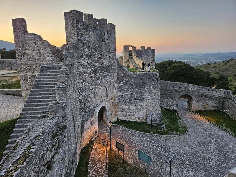 Saranda: Berat 2-Day Tour with Accommodation and Meals - The Journey from Saranda to Berat