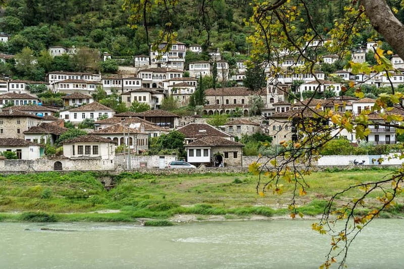 Saranda: Berat 2-Day Tour with Accommodation and Meals - The Museums and Neighborhoods