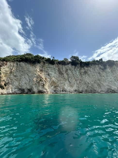 Saranda: Boat Tour to Hidden Caves & Krorez + Free Drink - FAQ