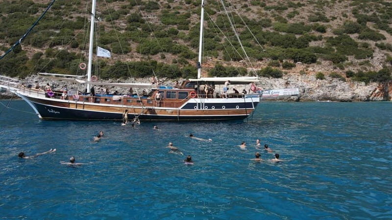 Saranda: Discover Secret Bays with Prince Ennio Yacht Tour - FAQ