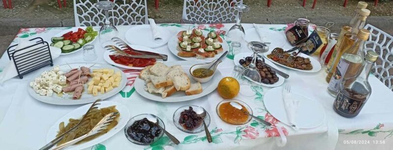 Saranda: Wine and raki tasting, local products. - Real Traveler Insights
