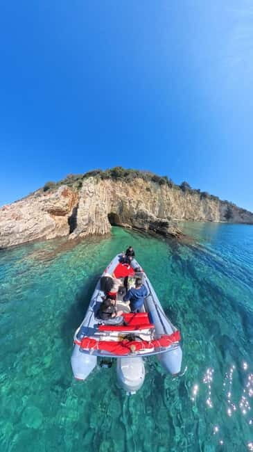 Sarandë: Boat Tour to Kroreza with Snorkelling and Umbrella - Introduction