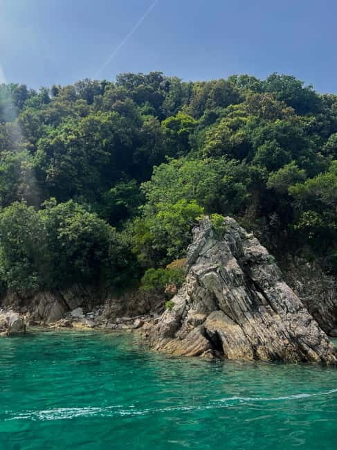 Sarandë Boat Tour with Free Beach Umbrella Access - Final Thoughts