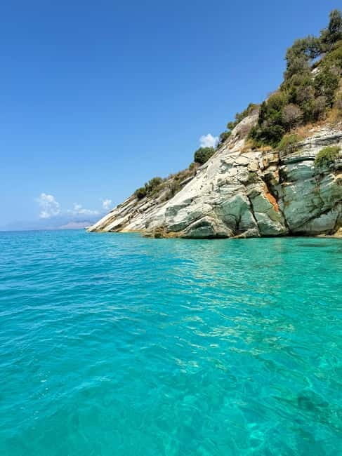 Sarandë: Explore the Magic of Ionian Sea on our Speed Boats - Discovering the Sarandë Coast by Speedboat