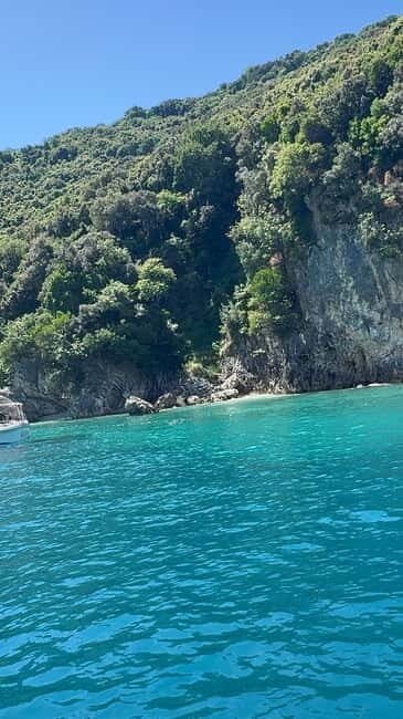 SARANDE:IOANIAN COST HIDDEN BEACHES CAVES TOUR&FREE SUN BEDS - Key Points