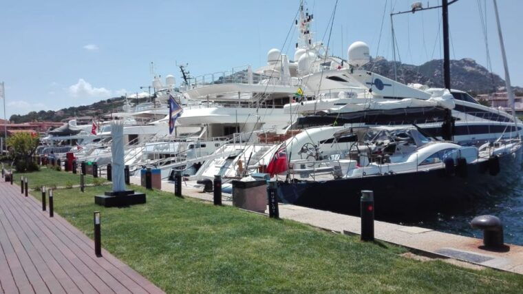 sardinia-tour-along-the-emerald-coast-by-minibus