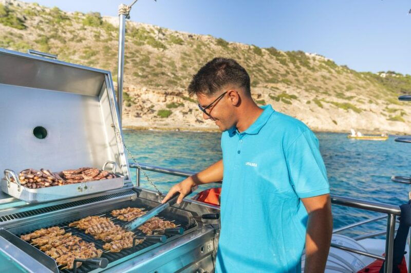 sarenal-sunset-catamaran-cruise-with-bbq