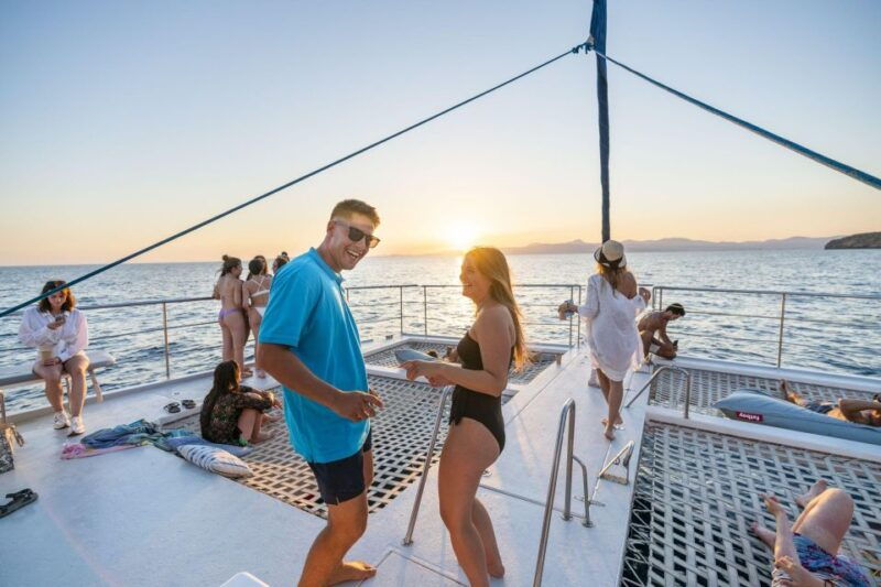 sarenal-sunset-catamaran-cruise-with-bbq