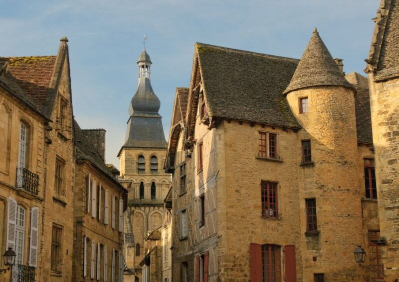 sarlat-gourmet-tour-market-visit-with-tastings