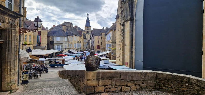 Sarlat: Travel Sketchbook - Sarlat: Travel Sketchbook - A Creative Way to Explore a Medieval Gem