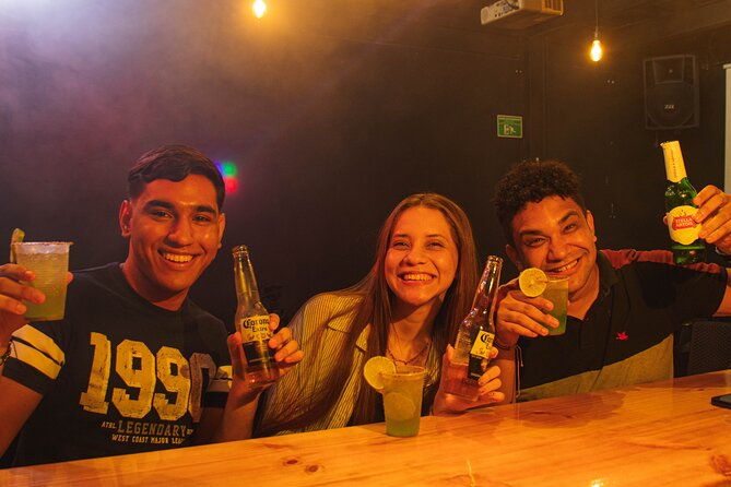saturday-night-bar-crawl-in-barranquilla-colombia