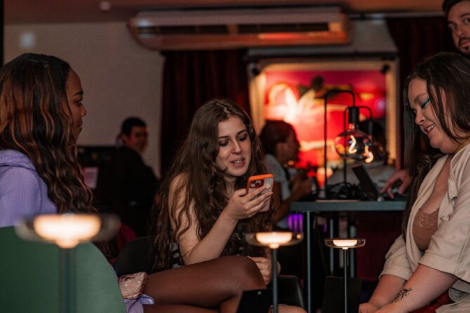 saturday-night-bar-crawl-in-cali-colombia