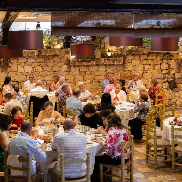 saturgroove-at-ta-marija-maltese-dinner-disco-experience