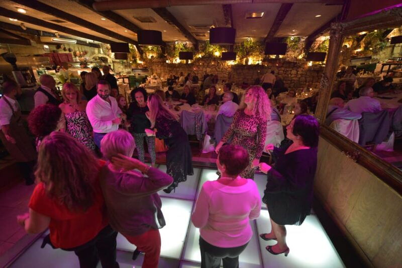 saturgroove-at-ta-marija-maltese-dinner-disco-experience
