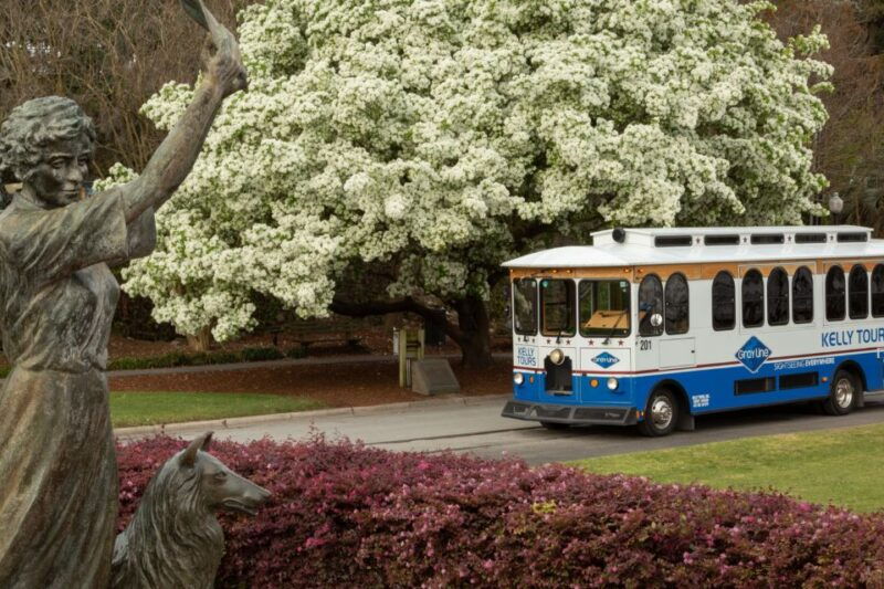 savannah-1-5-hour-guided-trolley-tour-with-shuttle-service