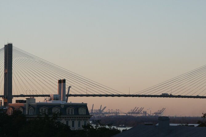 savannah-bar-crawl-by-the-bridge