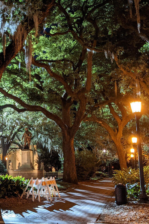 Savannah: Haunts and Horror - The Hell Cat Ghost Tour - An Insightful Look at the Hell Cat Ghost Tour
