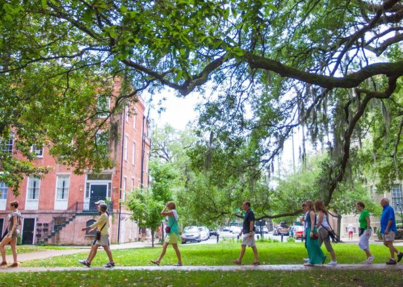 savannah-historic-district-foodie-walking-tour