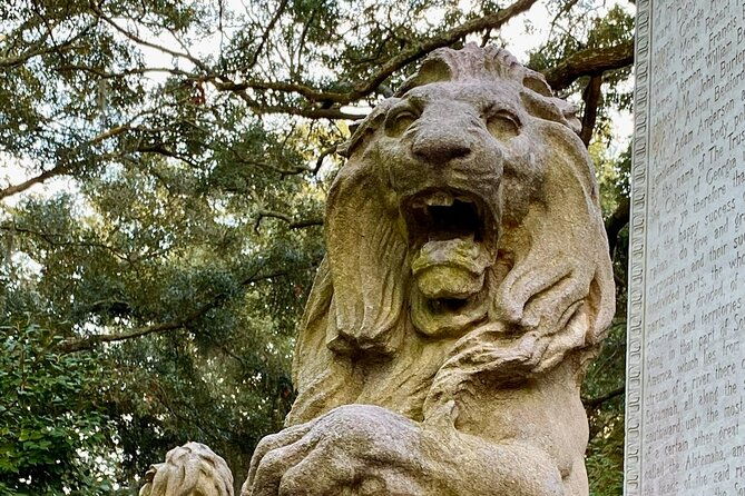 savannah-historic-district-tour-by-the-wandering-historians
