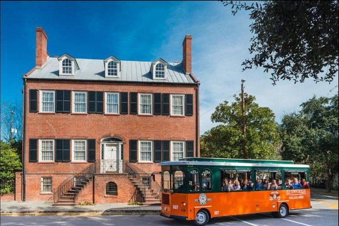 savannah-hop-on-hop-off-trolley-tour