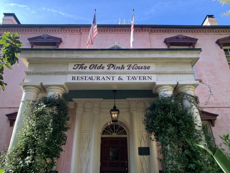 savannah-old-squares-gps-audio-guided-walking-tour