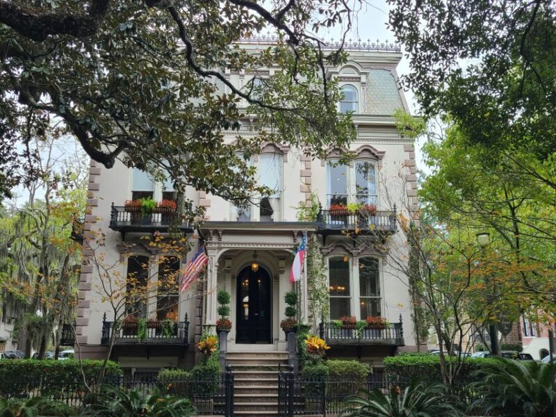 Savannah: Old Town Hop-On Hop-Off Trolley Tour - An In-Depth Look at the Savannah Trolley Experience