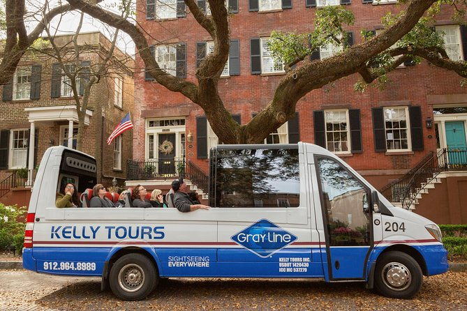 savannah-open-top-panoramic-city-tour-with-live-narration