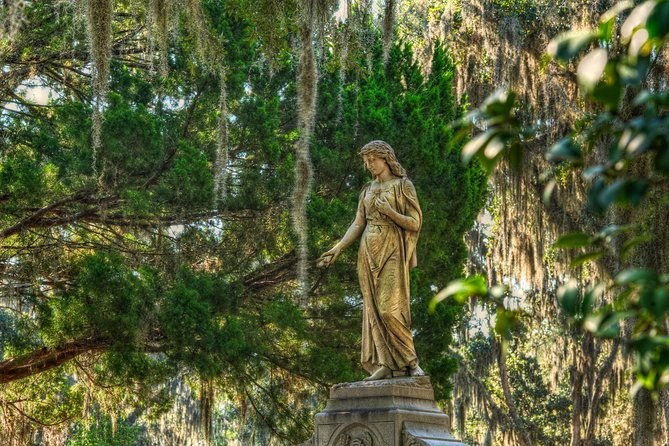 savannahs-bonaventure-cemetery-tour
