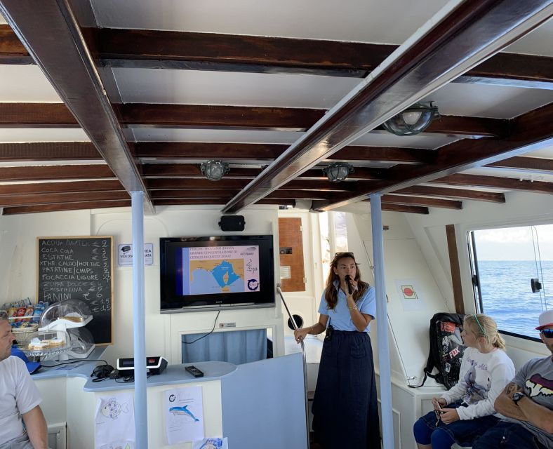 savona-pelagos-sanctuary-wildlife-cruise-with-guide