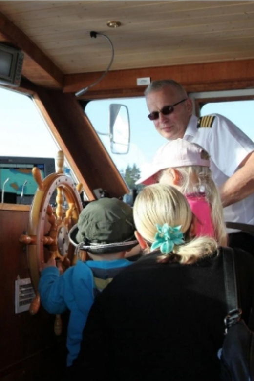 savonlinna-little-captains-sightseeing-cruise-m-s-ieva