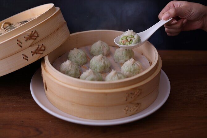 Savor Taste at Taipei Hungzhou Xiaolongbao - Experience Authentic Taiwanese Cuisine at Taipei Hungzhou Xiaolongbao