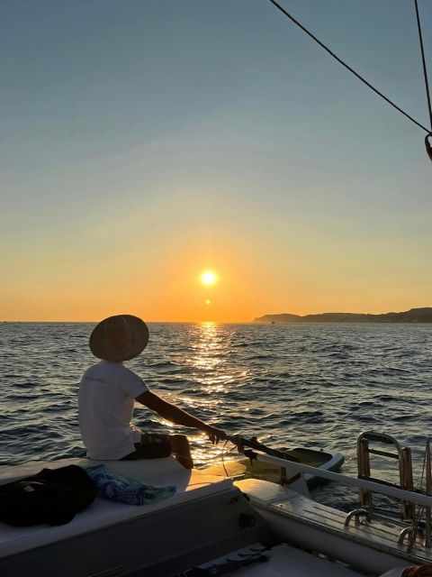 scala-dei-turchi-catamaran-tour-aperitif