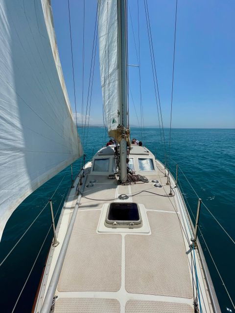 scala-dei-turchi-sailing-journeys-with-yolo-cruises