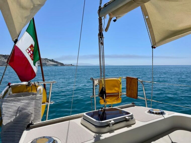 scala-dei-turchi-sailing-journeys-with-yolo-cruises