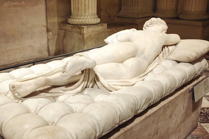 scandals-louvre-semi-private-with-reserved-entrance-time