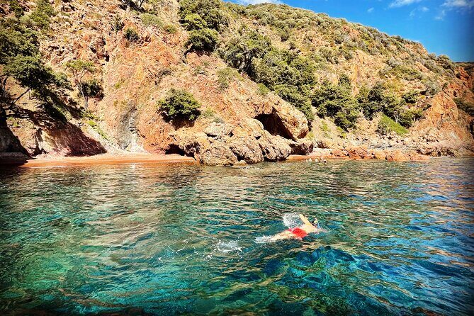 Scandola at sunset: Girolata & Corsican flavours - Key Points  