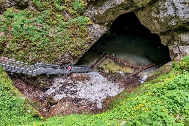Scarisoara-World greatest Ice cave: one day tour from Oradea - An In-Depth Look at the Scarisoara Ice Cave Tour