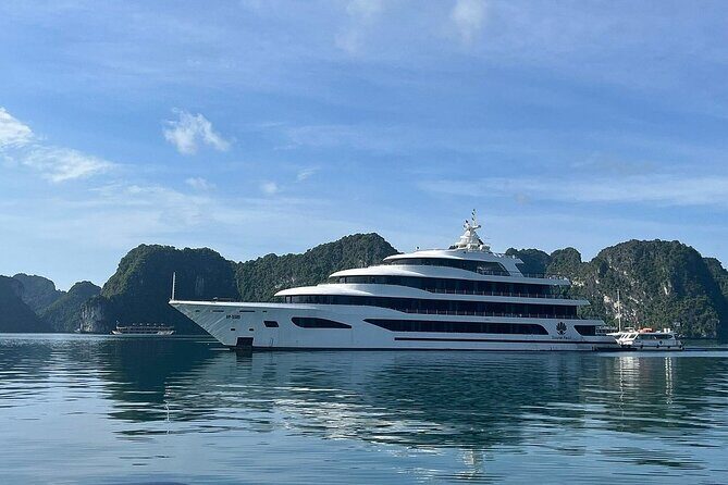 Scarlet Pearl Cruises Wonder On Halong and Lan Ha Bay (2D1N) - An In-Depth Look at the Tour