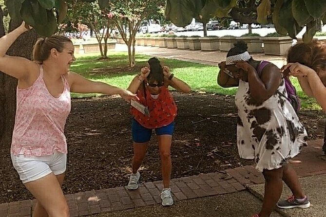 scavenger-hunt-in-hollywood-by-wacky-walks