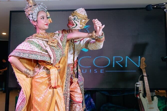 Scenic Bangkok Unicorn Dinner Cruise on Chao Phraya River - A Closer Look at the Experience