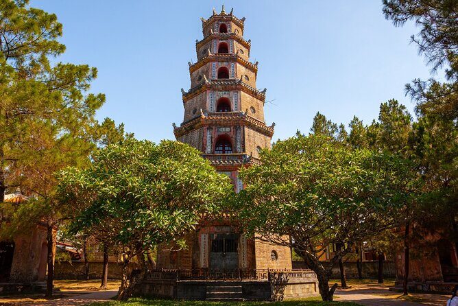 Scenic Dragon Boat Trip On Perfume River - Hue City - Visiting Thien Mu Pagoda: A Sacred Landmark