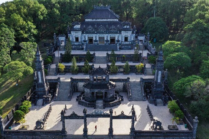 Scenic Dragon Boat Trip On Perfume River - Hue City - Practical Details and Value