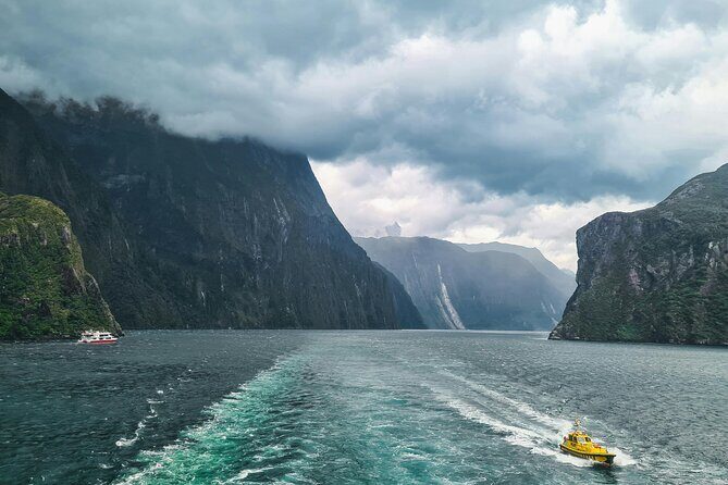 Scenic Drive and Cruise from Queenstown to Milford Sound - FAQ