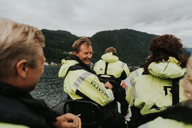 scenic-hardangerfjord-fyksesund-rib-adventure-from-norheimsund-2