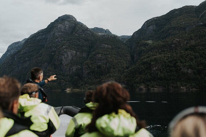 scenic-hardangerfjord-fyksesund-rib-adventure-from-norheimsund-2