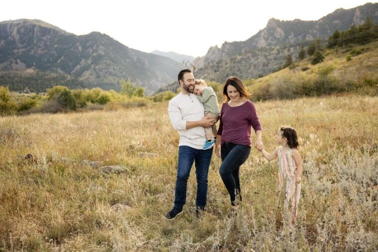 scenic-mountain-photoshoot-in-boulder-colorado-3