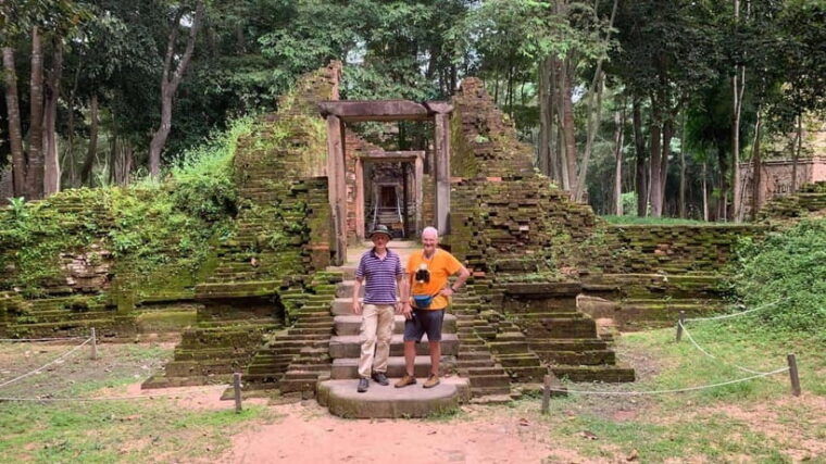 scenic-phnom-penh-to-siem-reap-transfer-with-sightseeing
