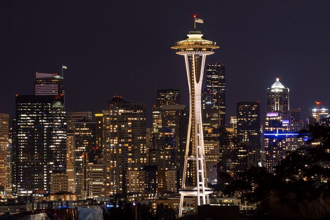 scenic-seattle-night-walking-tour-with-space-needle-admission