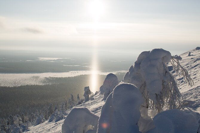 scenic-snowshoeing-on-the-top-of-pyha-fell-2