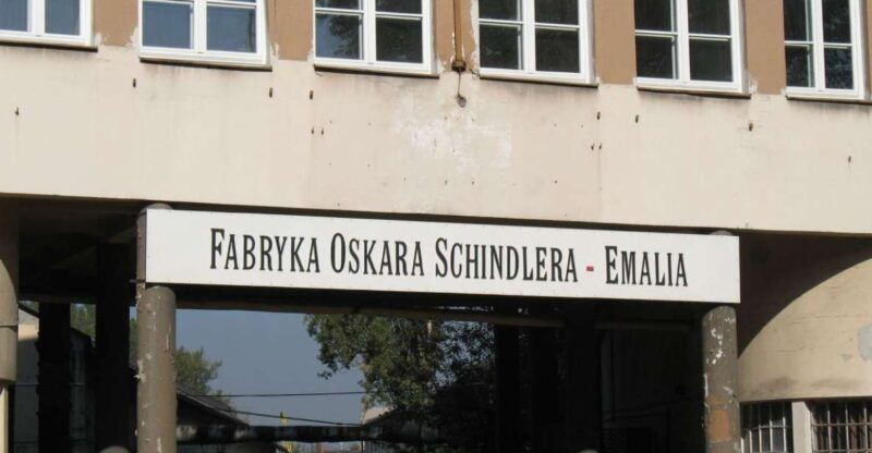 schindlers-factory-ghetto-in-krakow-and-wieliczka-tour